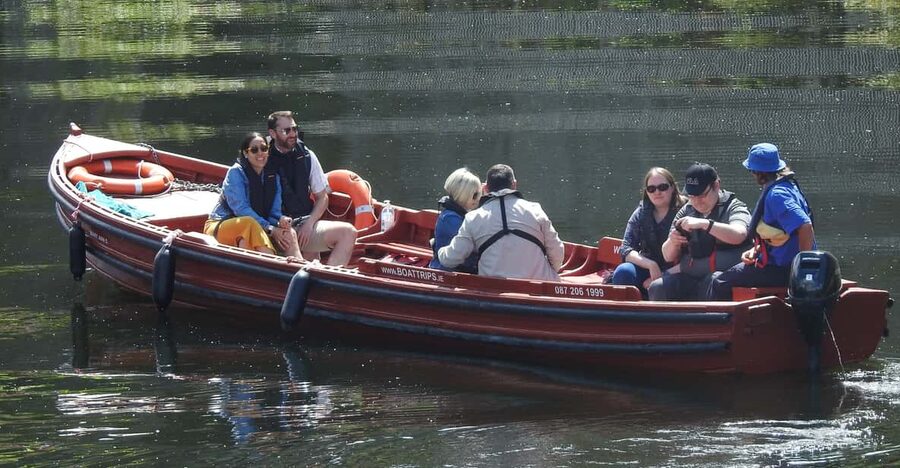 Kilkenny: Guided City Boat Tour with Kilkenny Castle Views - Meet at Canal Square: Finding the Pontoon and Getting Comfortable