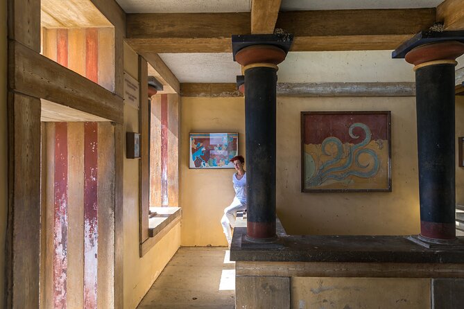 Knossos Palace and Arch. Museum of Heraklion Tour - What the guide does for you (and why headsets matter)