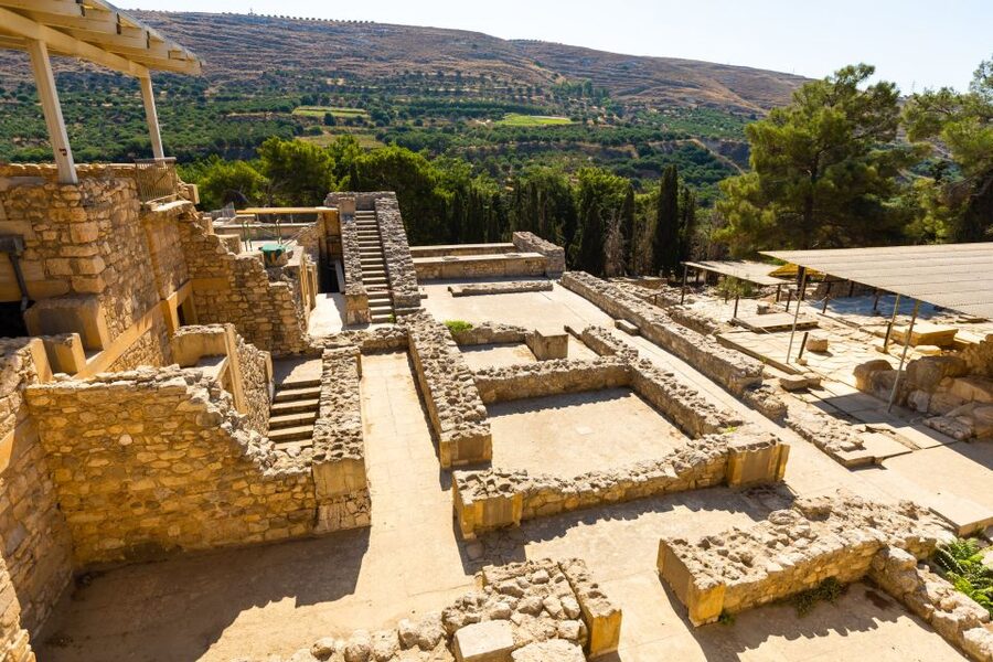 Knossos Palace: E-ticket with Audio and Heraklion City Tour - The “No Live Guide” Trade-Off: Freedom vs. Assistance