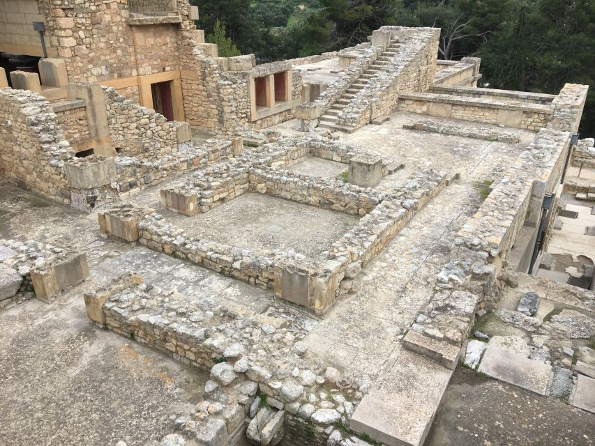 Knossos Palace Guided Walking Tour (Without Tickets) - Skip-the-Line Entry, But Plan for the Cash Ticket