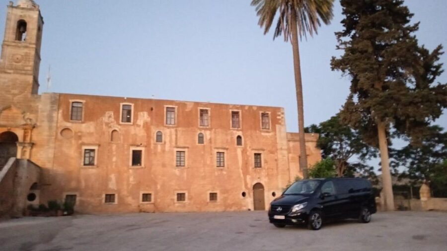 Knossos Palace & Heraklion Full-Day Tour from Chania Area - Key highlights worth centering your day on