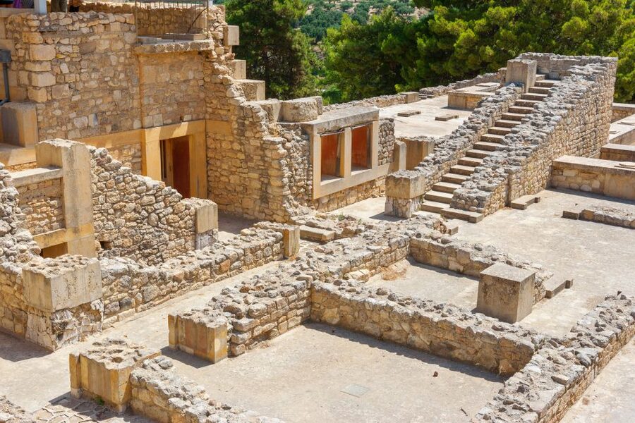 Knossos Palace Skip-the-Line Ticket & Private Guided Tour - Neolithic Roots to a Bronze Age Palace (1700–1400 BC)