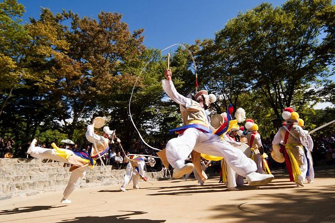 Korean Folk Village and Suwon Hwaseong Fortress Day Tour(EG Tour) - Should you book this Korean Folk Village and Suwon Hwaseong day tour?