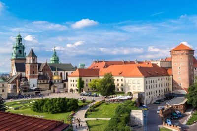 Krakow: Wawel Castle & Cathedral Guided Tour - Wawel Castle State Rooms: Renaissance and Baroque Rooms in Museum Form