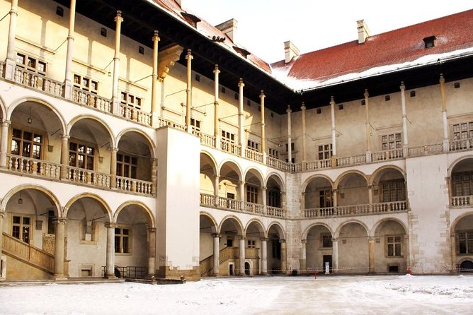 Krakow: Wawel Castle & Cathedral Guided Tour - Should You Book This Wawel Castle and Cathedral Tour?