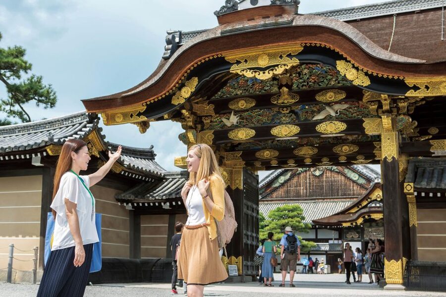 Kyoto: Nijo-jo Castle and Ninomaru Palace Guided Tour - Who this tour is best for (and who might skip)