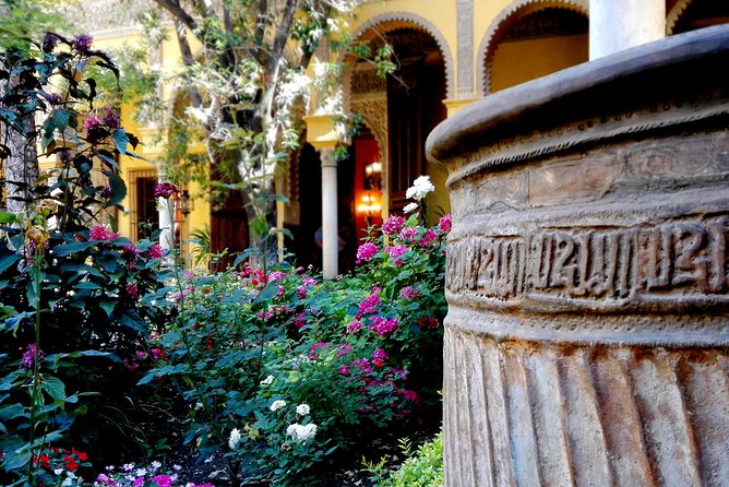 "Las Dueñas" Palace ticket + Audioguide - Timing tips: when to go for a calmer visit