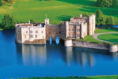 Leeds Castle Canterbury and Dover Private Tour from London - Morning Setup in London: The Easy Part