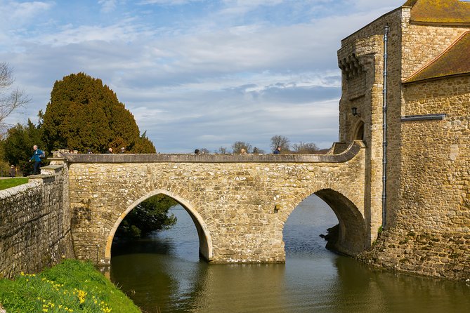 Leeds Castle, Cliffs of Dover and Canterbury Day Trip from London with Guided Cathedral Tour - Who this tour suits best