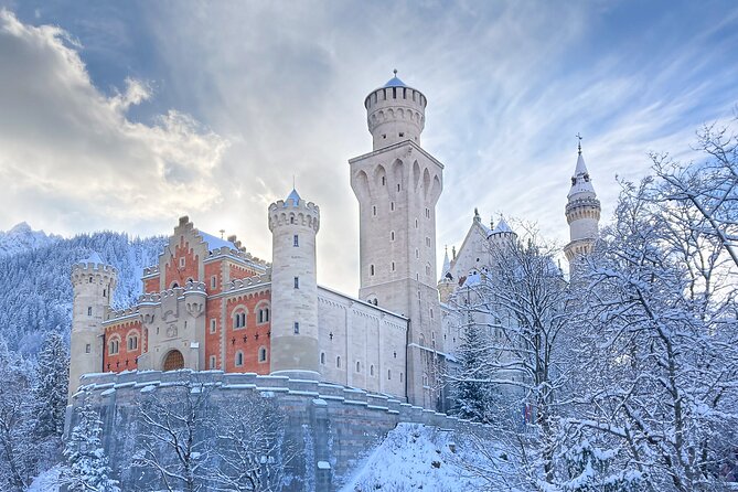Legendary Experience of Neuschwanstein Castle - First Class Munich to Füssen: the morning that sets the tone