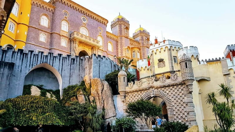 Lisboa: Sintra, Pena Palace, Cabo da Roca Coast and Cascais - Stop 1 in Sintra: Medieval Streets, Royal Facades, and Two Must-Try Sweets