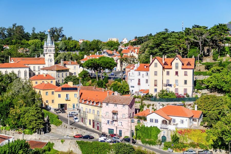 Lisboa: Sintra, Pena Palace, Cascais and Cabo da Roca - Sintra center and Palácio da Vila: where the day really clicks