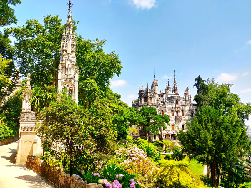 Lisbon: Half-Day Sintra Tour with Pena Palace and Regaleira - Meeting Point and Getting Started in Lisbon (No Stress Edition)