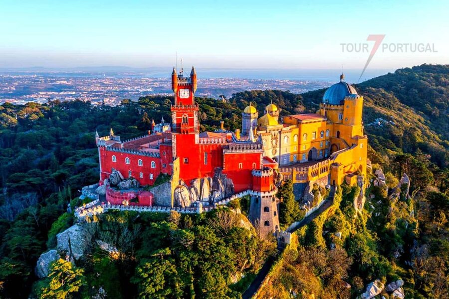 Lisbon: Pena Palace, Moorish Castle, Qta. Regaleira & Sintra - A Sintra day designed for big sights, not stress