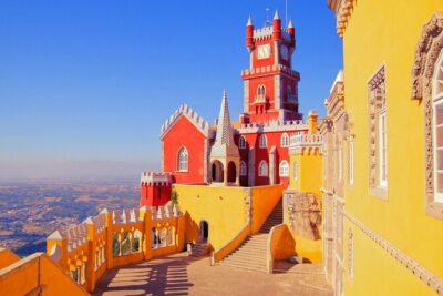 Lisbon: Pena Palace, Sintra CaboRoca Cascais Day Tour Small Group - Sintra historic center free time: use the hour for food, views, and buying something small