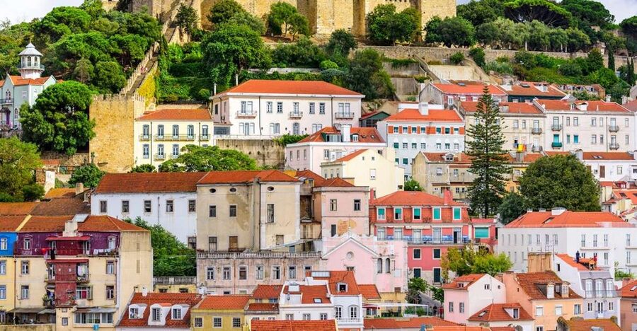 Lisbon: Saint George's Castle Entry Ticket and Guided Visit - Lisbon’s Highest Hill: Why São Jorge Castle Feels Like a Viewpoint Museum