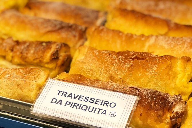 Lisbon: Sintra Half-Day Guided Tour with Pena Palace Tickets - Centro Histórico de Sintra: Piriquita pastries and local flavor