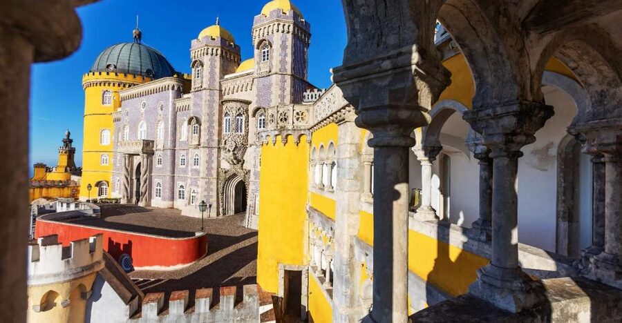 Lisbon: Sintra Half-Day Private Tour with Pena Palace - Private pickup from Lisbon or the coast: start without the hassle