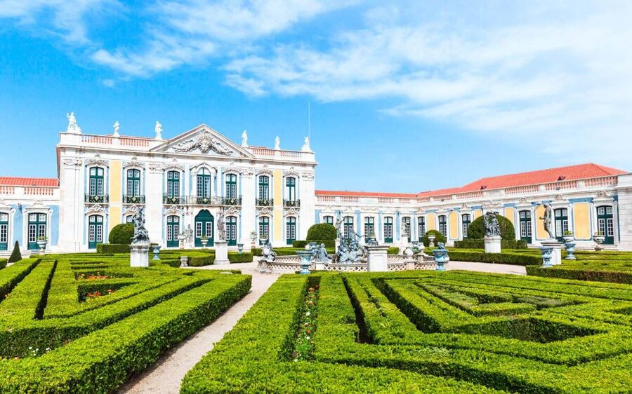 Lisbon: Sintra Half-Day Private Tour with Pena Palace - Should you book this Sintra half-day private tour with Pena Palace?