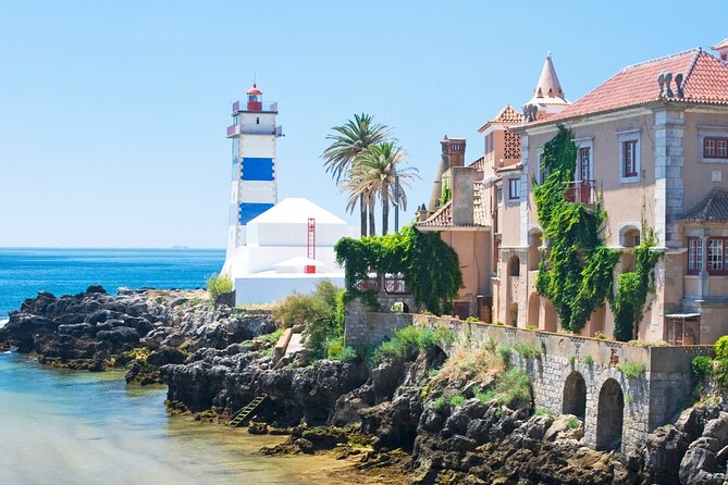 Lisbon: Sintra, Pena Palace , Cascais & Cabo Small Group Day Tour - Guides: The Difference Between Seeing Places and Understanding Them