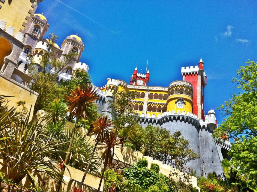Lisbon: Sintra & Pena Palace Guided Tour with Hotel Pickup - Pace, Comfort, and Who This Tour Fits Best