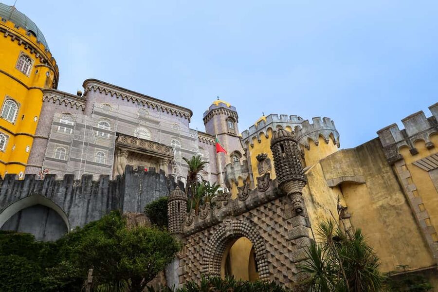 Lisbon: Sintra, Pena Palace & Wine Tasting Small-Group Tour - Price and logistics: is $93 a good deal?