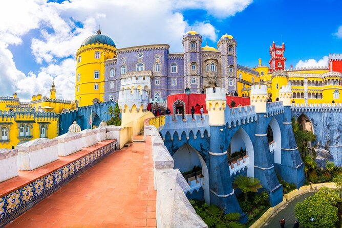 Lisbon: Sintra, Pena, Regaleira, Cabo Roca Coast and Cascais 8h - Cabo da Roca coast views: short stop, big visual payoff