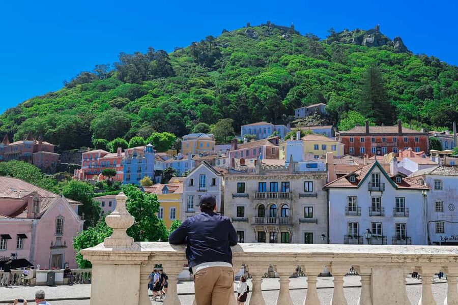 Lisbon: Small-Group Sintra, Pena Palace, Cascais, & Belém - The small-group ride: comfort, pacing, and guide quality