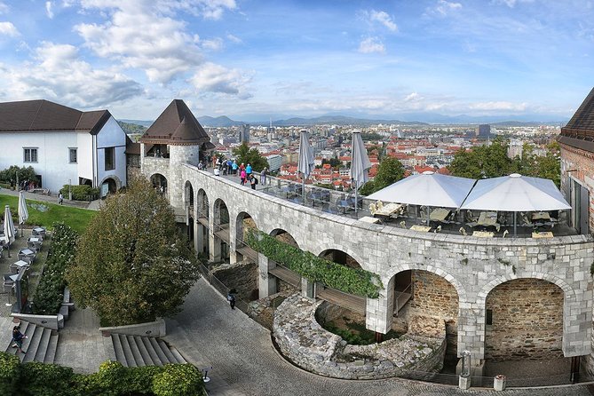 Ljubljana Castle: Entrance Ticket - Start Smart: Exhibitions and Slovenian History First