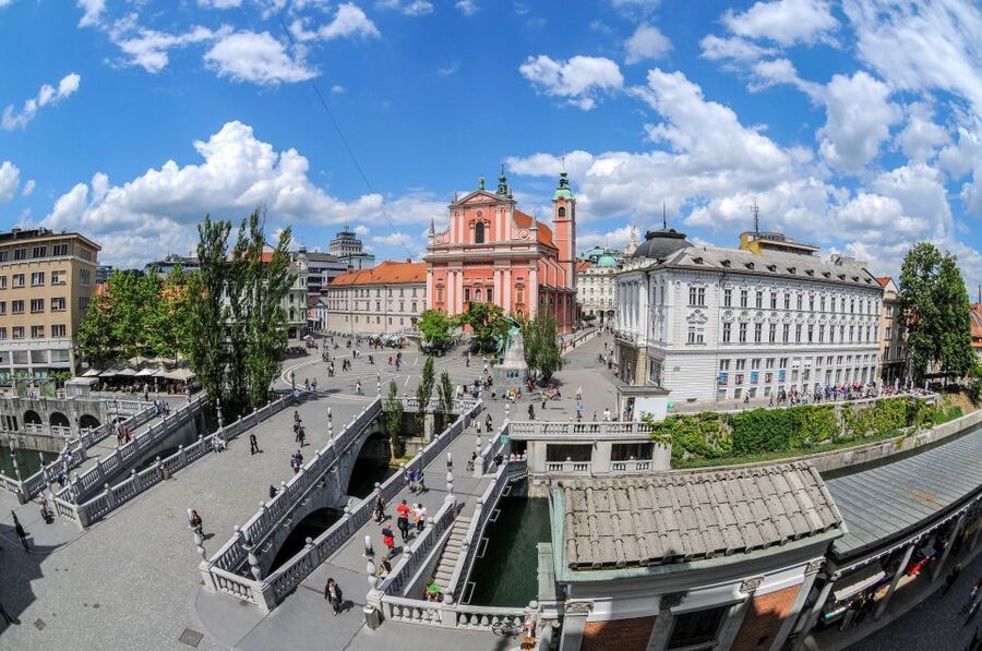 Ljubljana: Guided Walk & Funicular Ride to Ljubljana Castle - Plečnik’s Market and the Cathedral: The Route Tightens