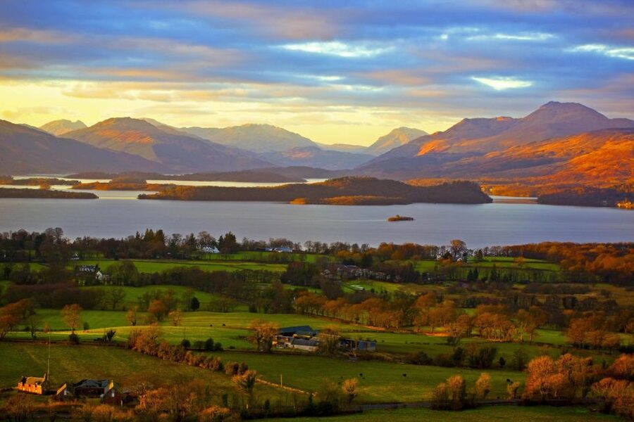 Loch Lomond, Stirling Castle, & Kelpies Tour from Edinburgh - A Highlands day trip that doesn’t eat your whole trip