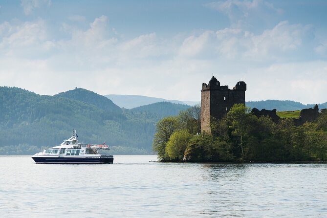 Loch Ness 1-Hour Cruise with Urquhart Castle Views - Urquhart Castle Ruins From the Boat: The Best Photo Opportunity