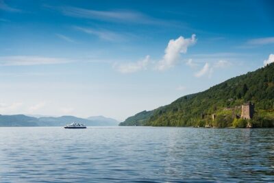Loch Ness Cruise and Urquhart Castle visit from Inverness - The Air-Conditioned Coach Ride: Comfort and Commentary