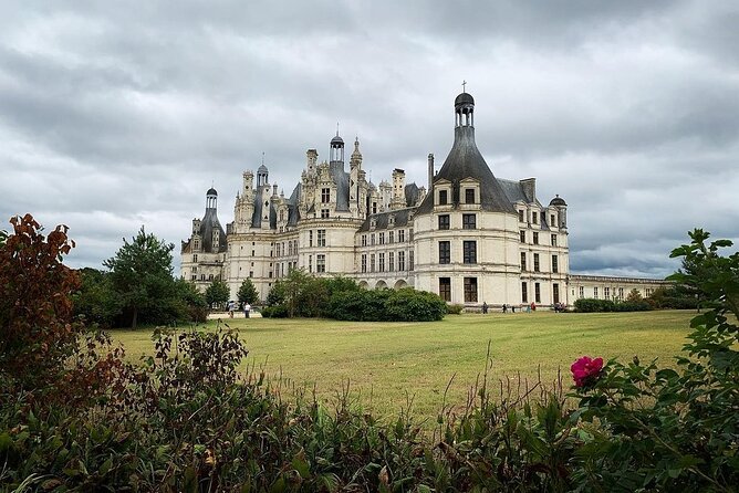 Loire Valley Castles Small-Group Day Trip from Paris - Small-Group Freedom: Less Herding, More Choosing