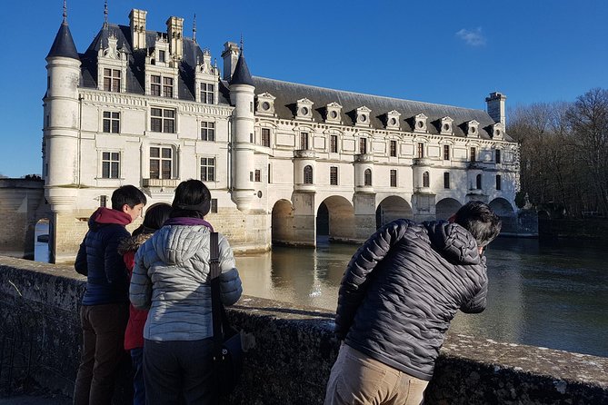 Loire Valley Day Tour Chambord and Chenonceau plus Lunch at a Private Castle - Chenonceau on the River: A guided visit plus garden time