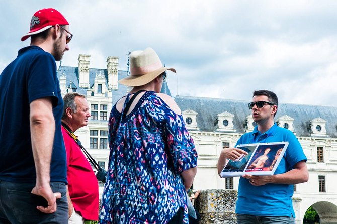 Loire Valley Wine and Castles Small-Group Day Trip from Paris - The wine tasting: included, but it’s a quick taste