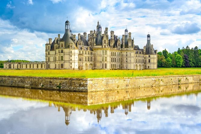Loire Valley Wines and Castle Small Group Day Trip from Paris - Key Highlights You Should Know Before You Go
