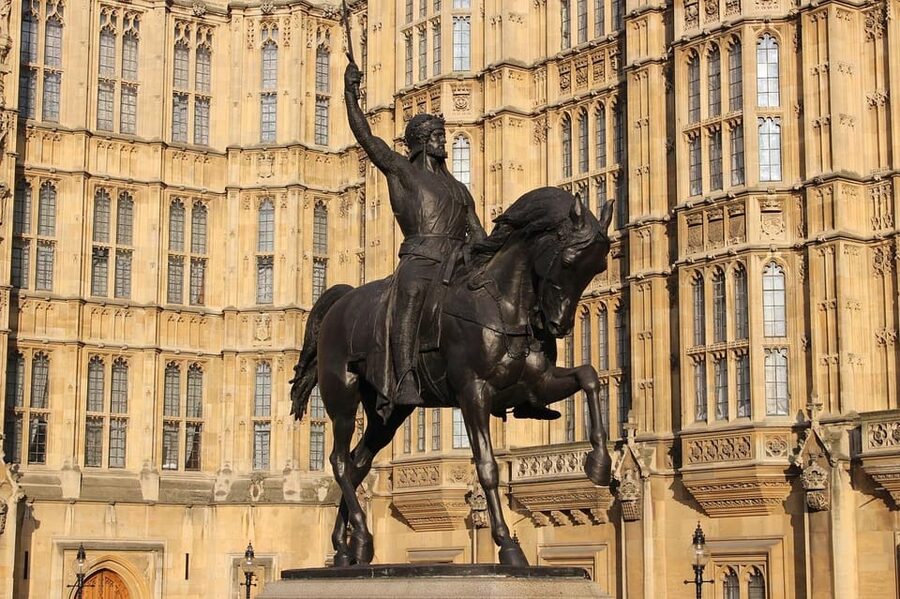 London: Big Ben, Churchill War Rooms & Buck'ham Palace Tour - What to bring and how to avoid day-of problems