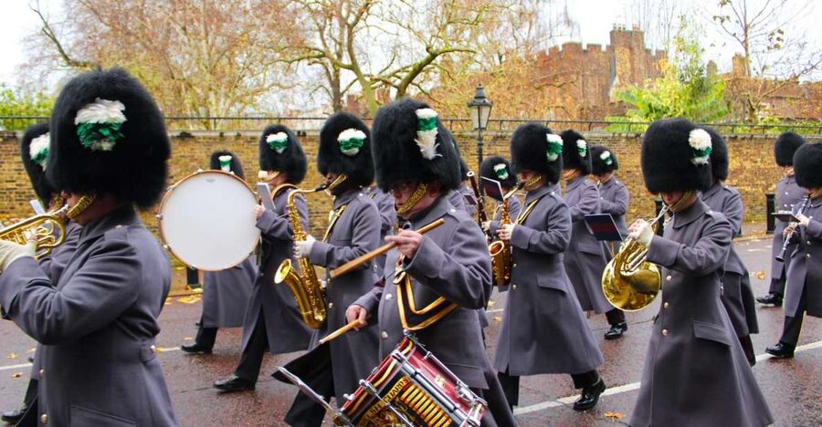 London: Buckingham Palace & Changing of the Guard Experience - Buckingham Palace Guard Mounting: the real story behind the spectacle