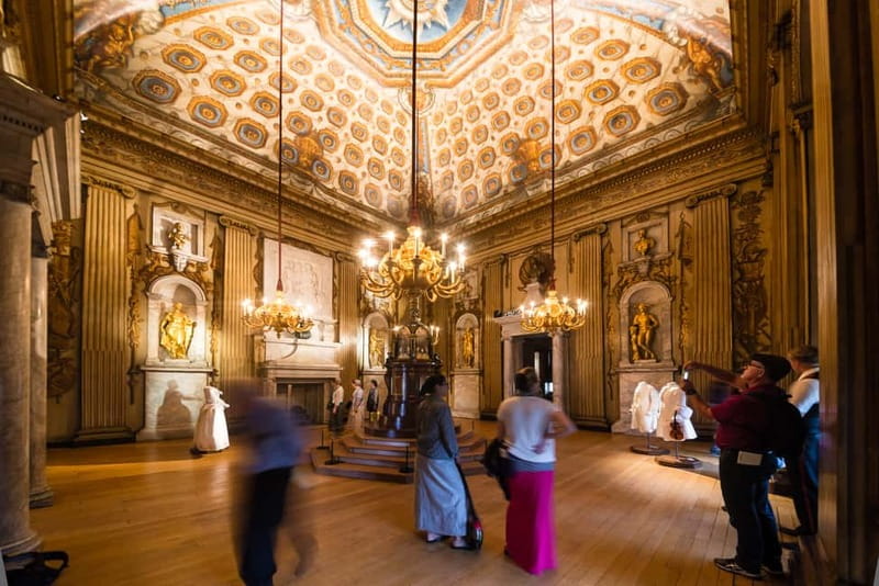 London: Kensington Palace Sightseeing Entrance Tickets - Royal Collection art and court dress you can actually make sense of
