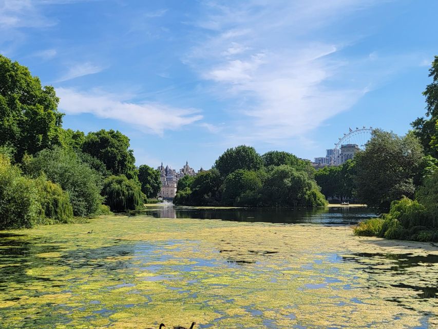 London: Royal Walking Tour and Buckingham Palace Audio Tour - Inside the State Rooms: go at your pace with the official audio