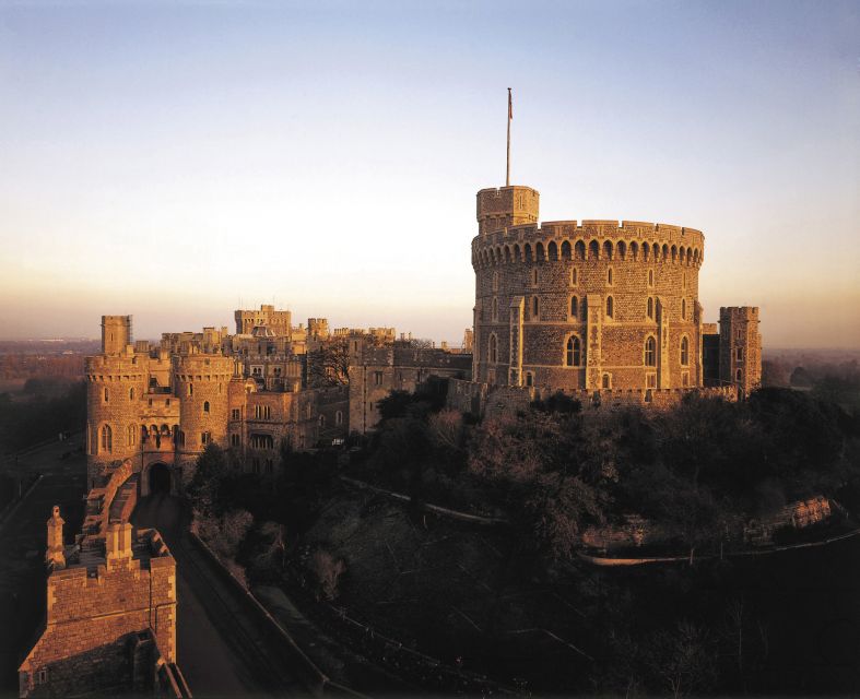 London: Transfer to Southampton with Windsor Castle Visit - The Coach Ride and Tour Manager: Where the Value Really Shows