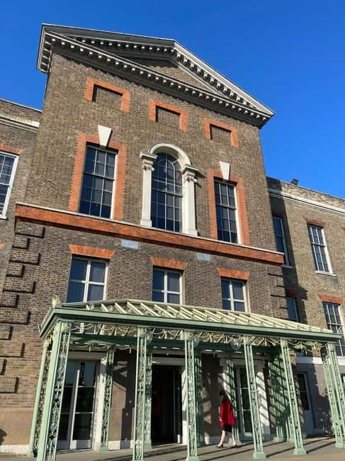 London: VIP Kensington Palace Gardens Tour & Royal High Tea - Price and value: does $155 buy what you want?