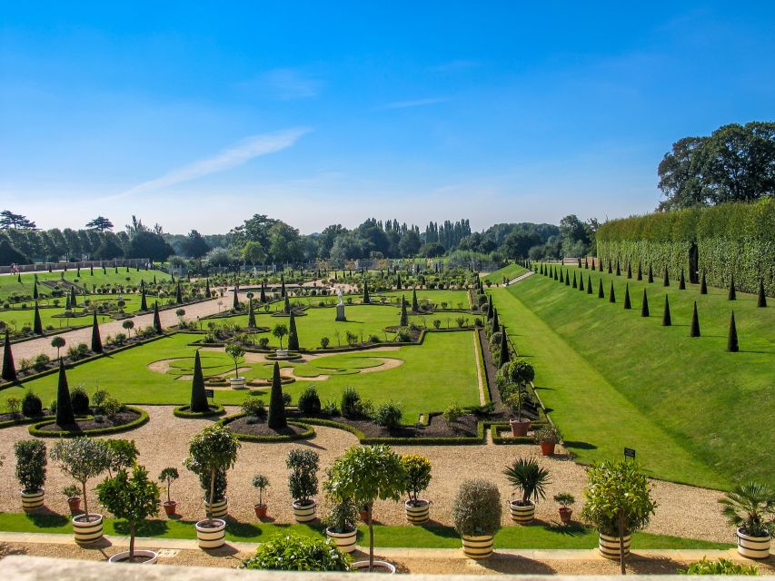 London: Windsor Castle & Henry VIII's Hampton Court Palace - A 7–9 Hour Coach Day That Connects Tudor England to Today’s Royals