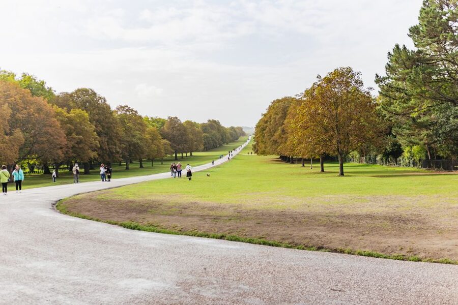 London: Windsor Castle, Stonehenge & Bath Full-Day Tour - What Your Guide Adds (and Why Names Keep Popping Up)