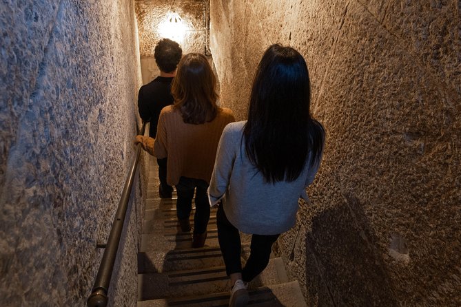 Lords of the Night Prisons Palace: Cells & Torture Tools Visit - How the Council of Ten explains the justice system