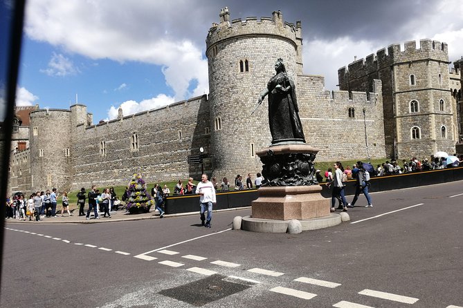 Luxury Private Vehicle Day Hire from & to London via Stonehenge & Windsor Castle - Booking smart: tickets, timing, and keeping the day flexible