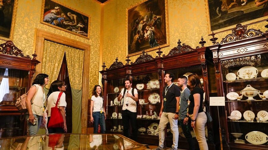 Madrid: 4-Hour Bus Tour with Royal Palace Admission - Royal Palace of Madrid: the guided part you’ll feel glad you paid for