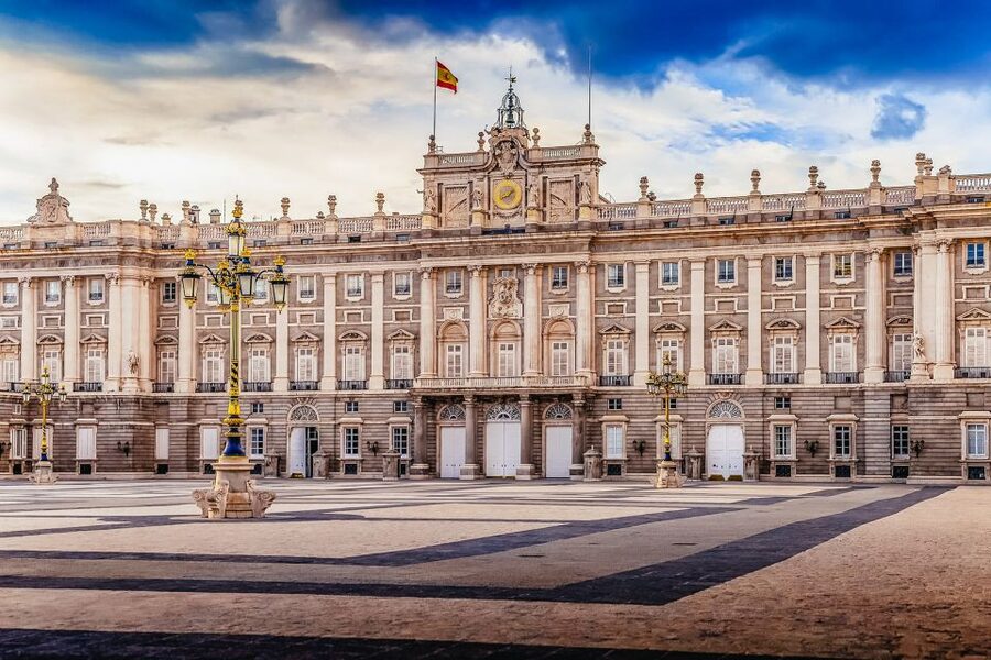 Madrid: Guided Tour of the Royal Palace with Fast Access - Context That Makes the Art Feel Like More Than Wallpaper