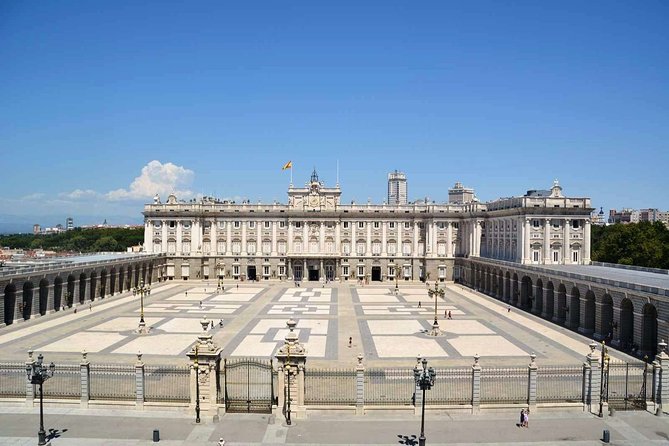 Madrid Old Town & Royal Palace Walking Tour Skip the Line Ticket - Start at Calle Mayor 43 and Get Moving